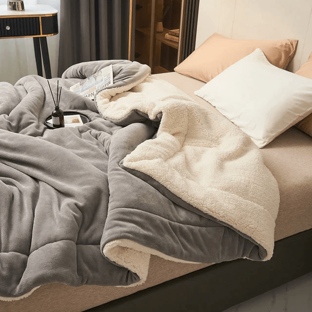 Davy | Plush Fleece Blanket | Cozy Comfort | Various Sizes
