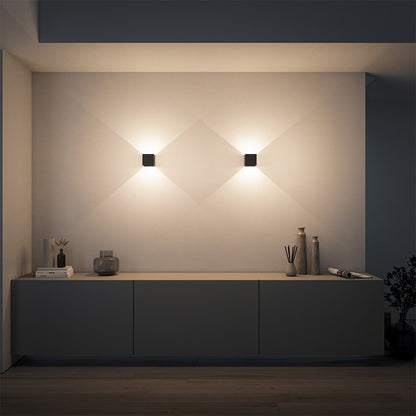 Davy | Garduru LED Wall Lamp | Modern, Versatile and Energy Efficient