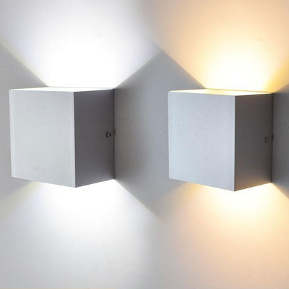 Davy | Garduru LED Wall Lamp | Modern, Versatile and Energy Efficient