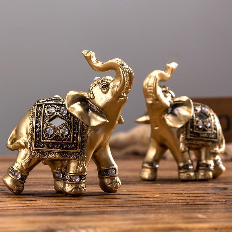 Davy | Golden Elephant Statue