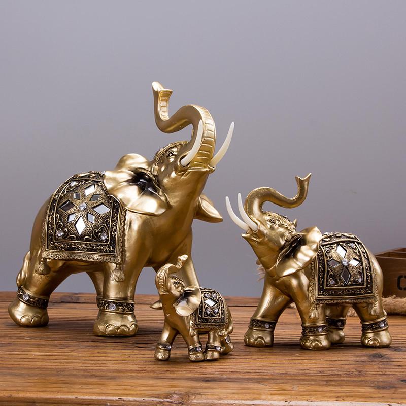 Davy | Golden Elephant Statue