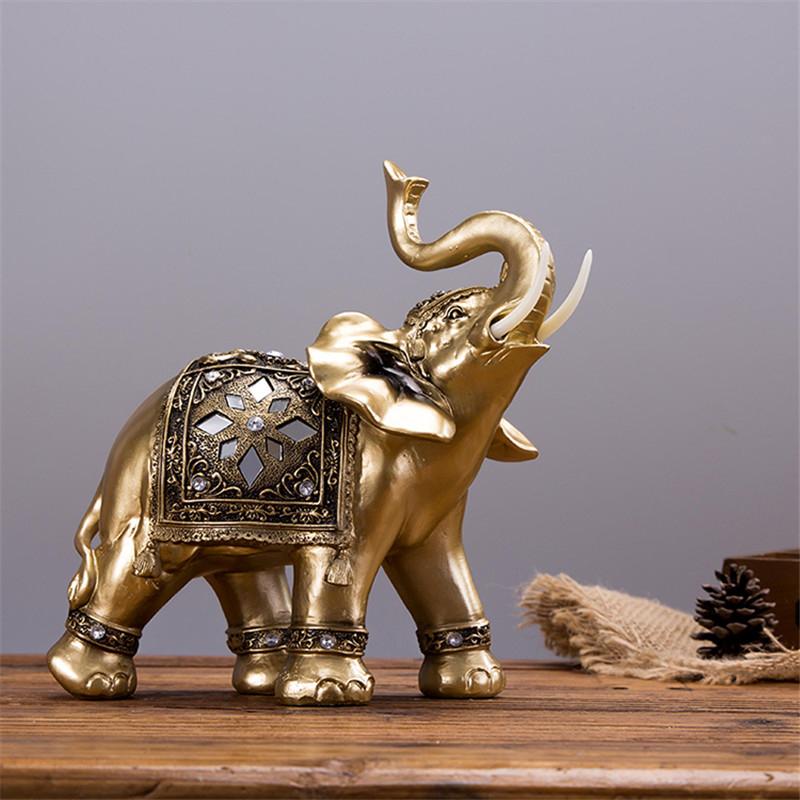 Davy | Golden Elephant Statue