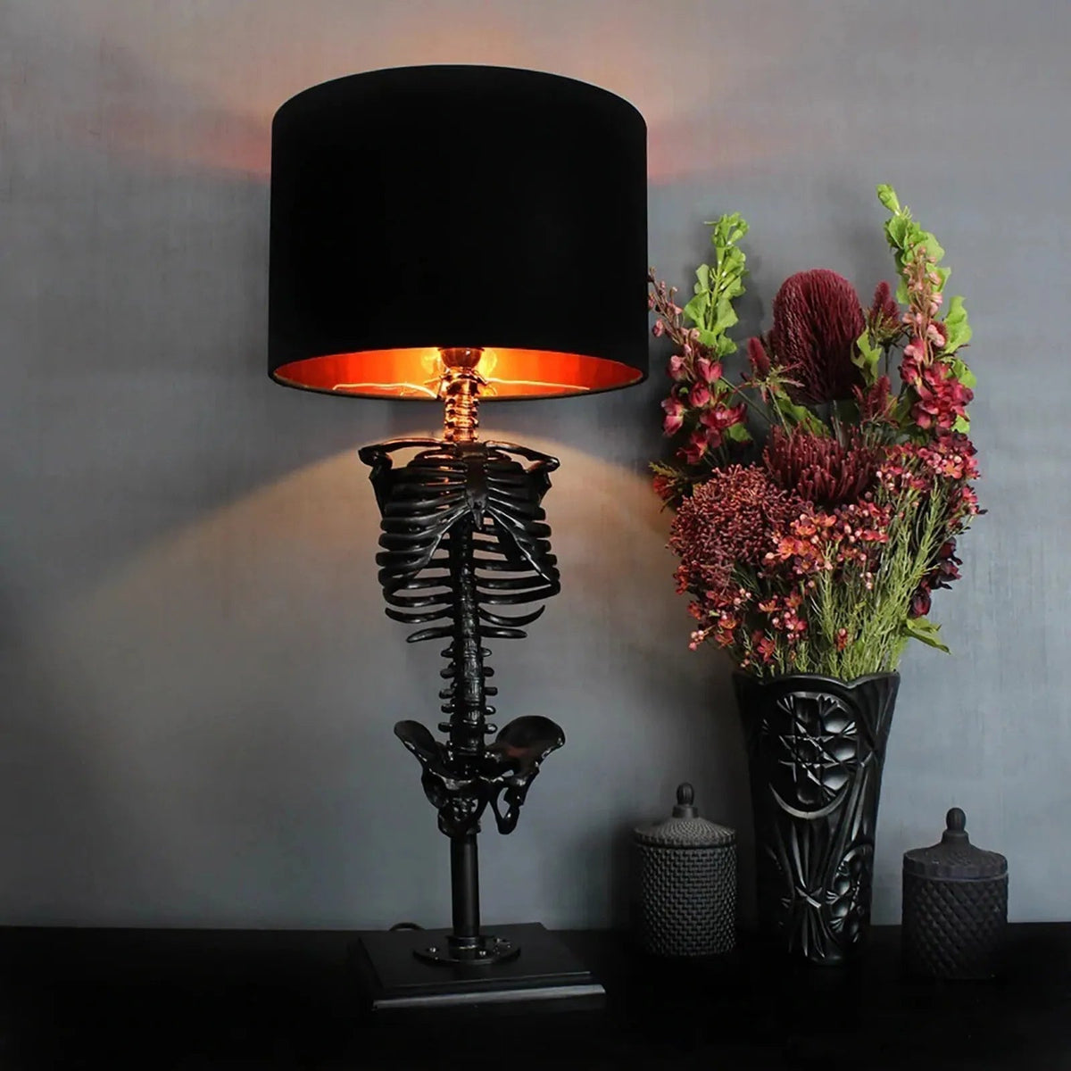 Davy | Gothic Skeleton Sculpture Lamp | Handmade Artistic Illumination