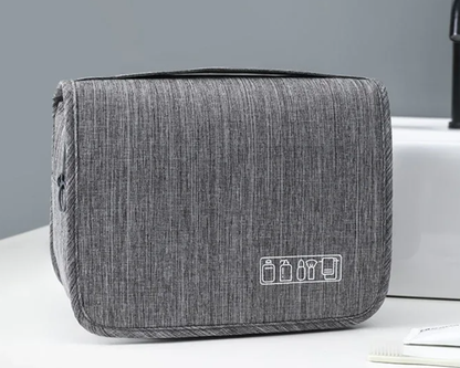 Davy | Hanging Toiletry Bag for Men