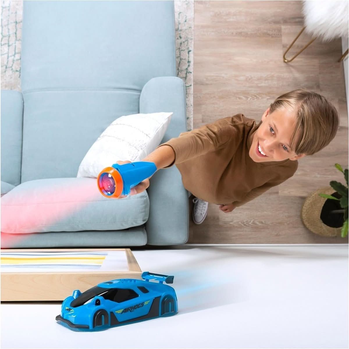 Davy | Laser-controlled Wall Climbing RC Car for Kids