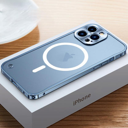 Davy | iPhone Case with Magnetic Ring & Metal Casing
