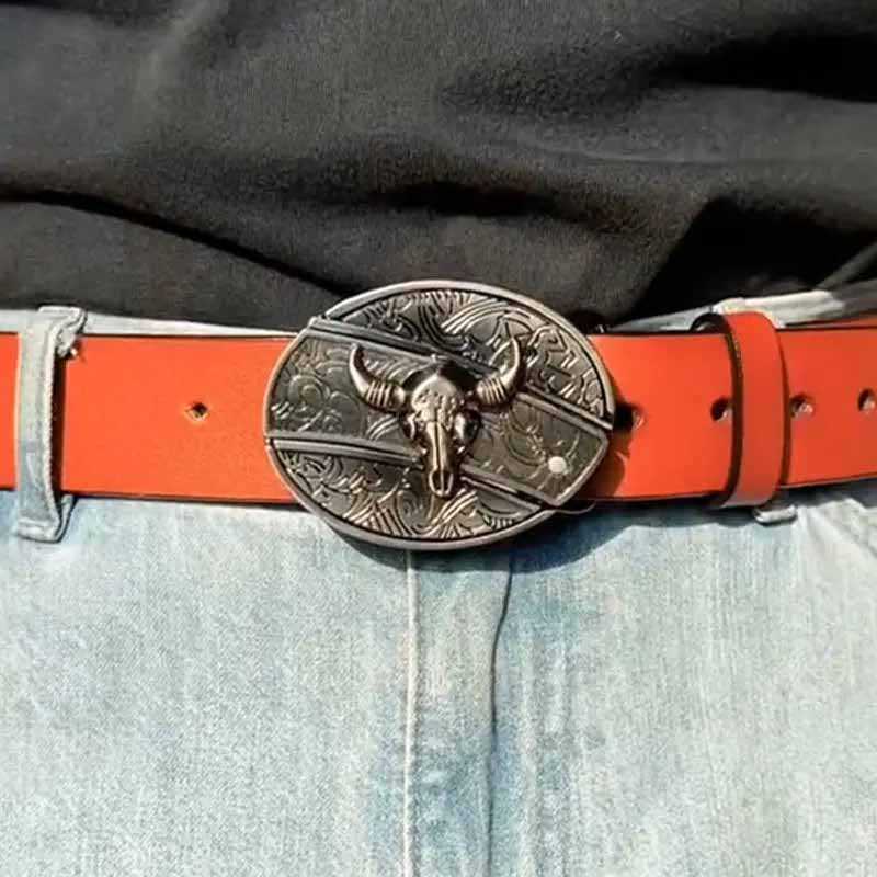 Davy | Oval Bull Skull Belt Buckle with Hidden Tool