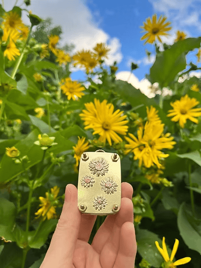 Davy | Mini Flower Press | Compact Botanical Keepsake Maker | Portable Craft Tool
