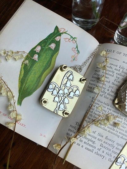 Davy | Mini Flower Press | Compact Botanical Keepsake Maker | Portable Craft Tool