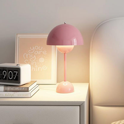 Davy | Scandinavian Style Table Lamp