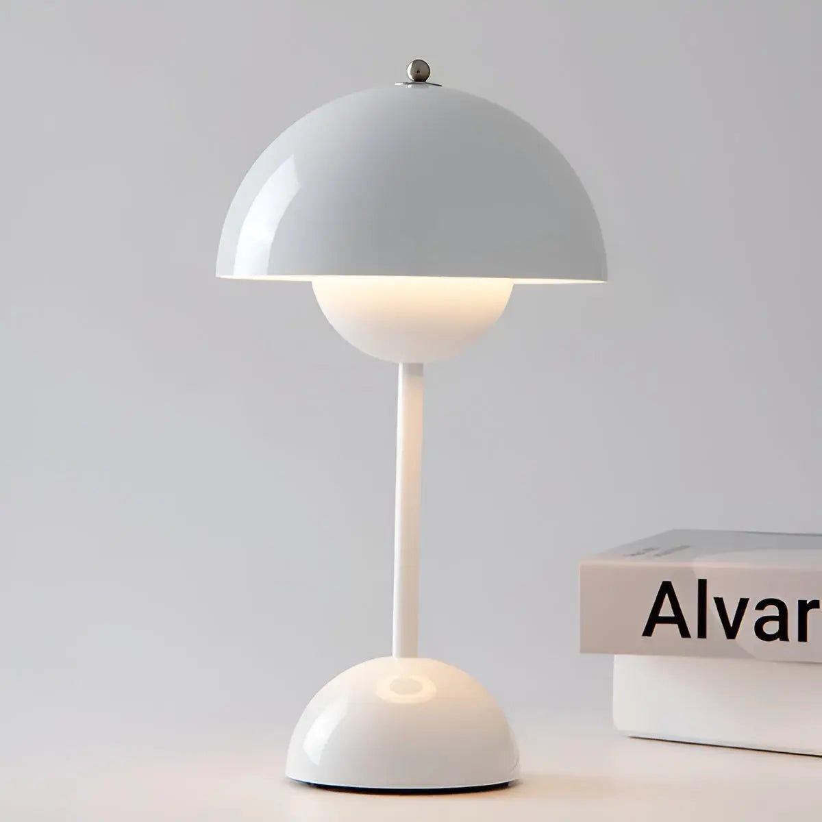 Davy | Scandinavian Style Table Lamp