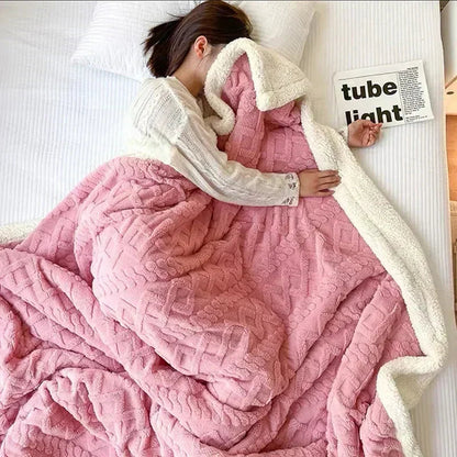 Davy | Textured Plush Throw for Warm Comfort