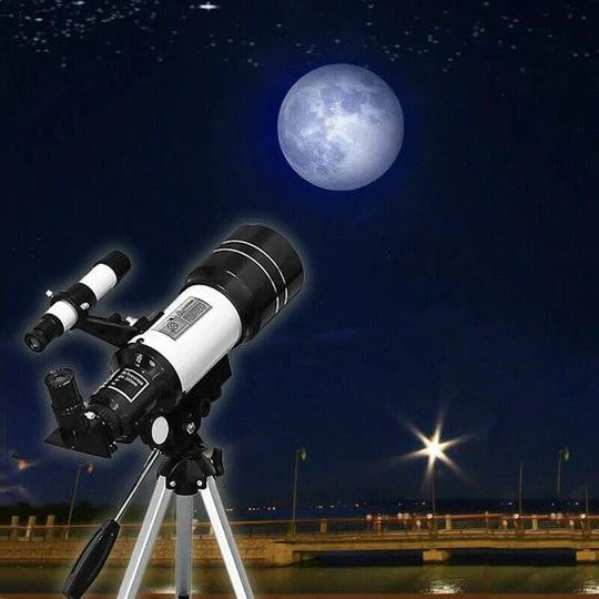 Davy | Professional Astronomical Telescope | 70mm Aperture, 300mm Focal Length & Easy Setup for Stargazing and Nature Exploration