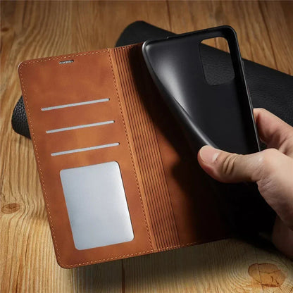 Davy | Leather Magnetic Case for Samsung Phones: Chic Protection