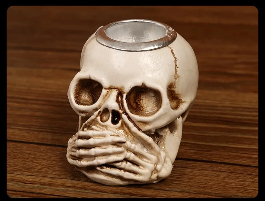 Davy | Skullight 3pc Halloween Skull Candle Holder Set
