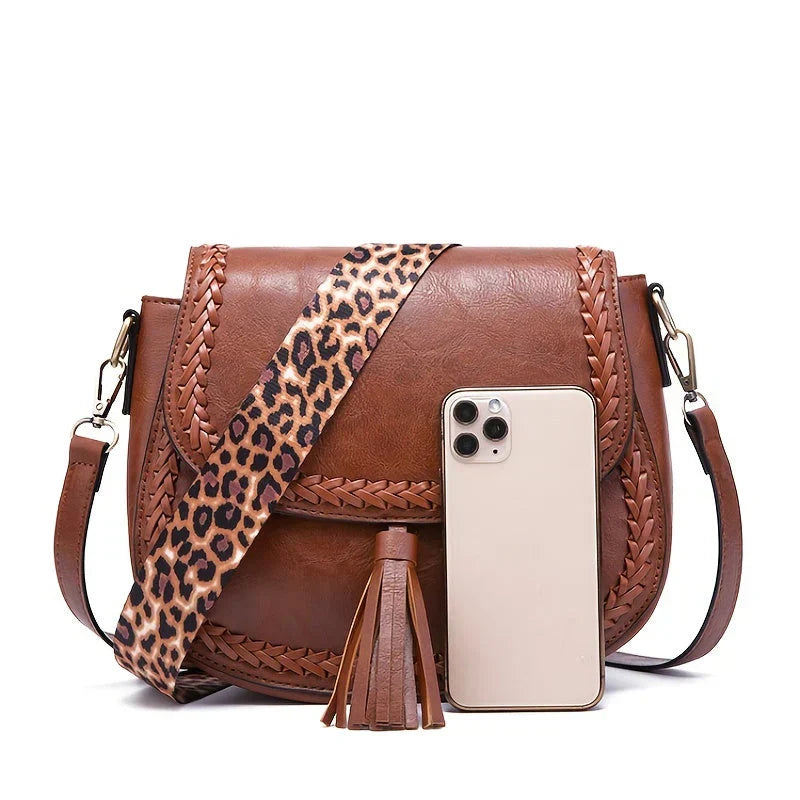 Davy | Women's Crossbody Bag with Tassel Detail