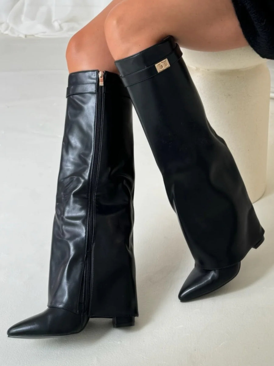 Davy | Leather Shoes with Gold Accents for Women | Daily Wear
