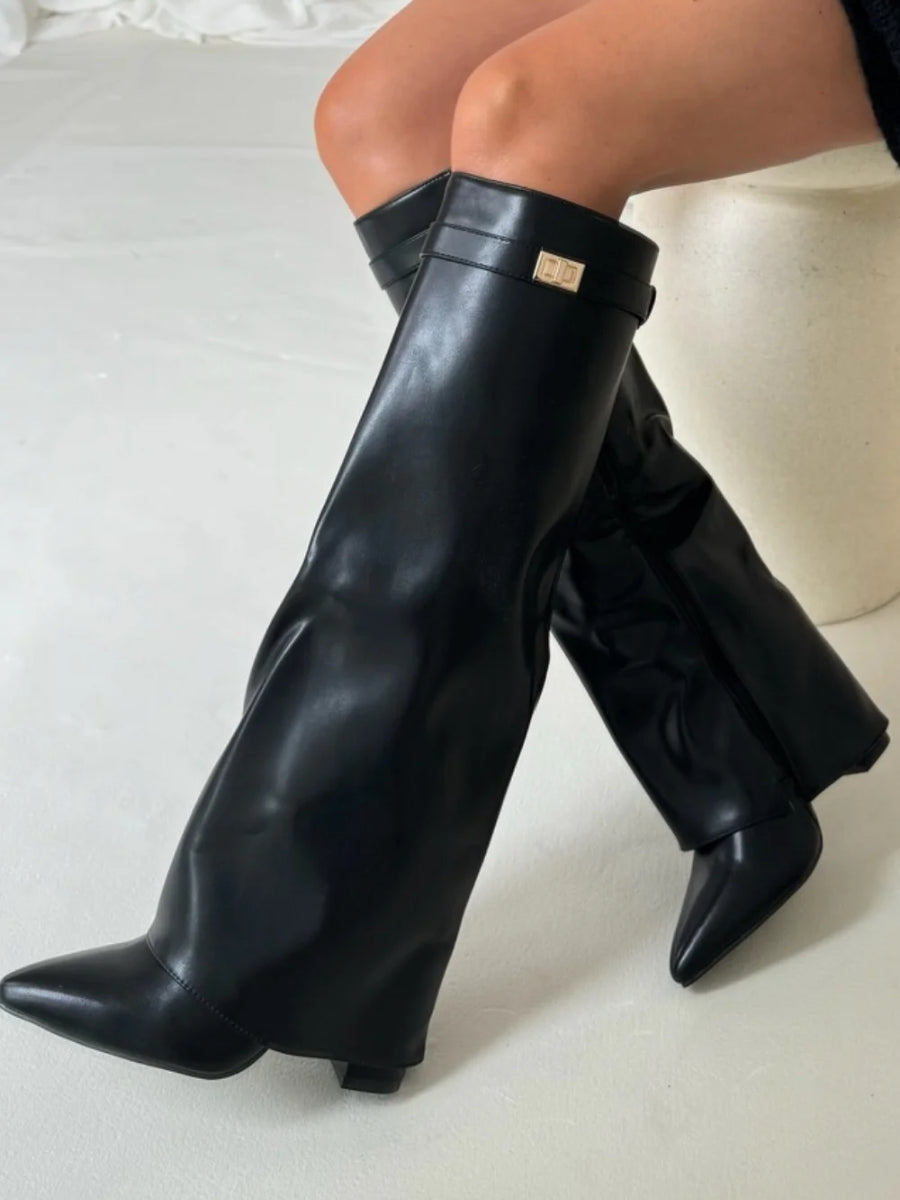 Davy | Leather Shoes with Gold Accents for Women | Daily Wear