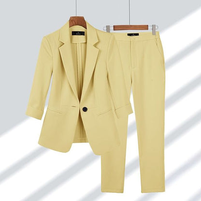 Chic Women's Blazer & Trouser Suit