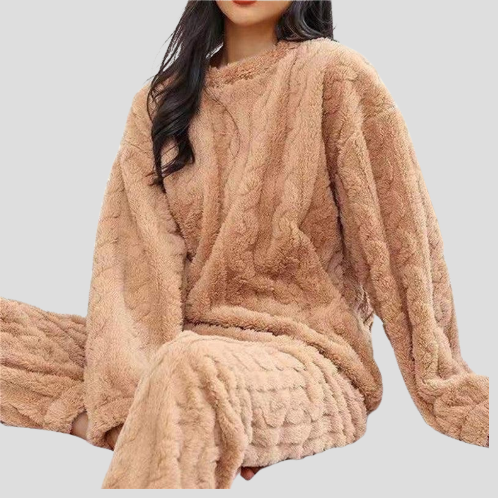 Women's Cozy Teddy Pajama Set with Cable Knit