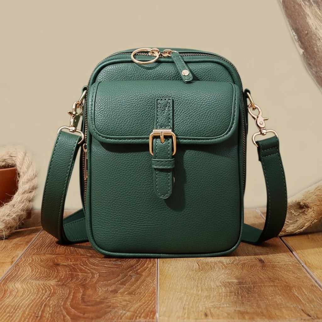DAYGUARD – Compact crossbody with secure zippers and ample space
