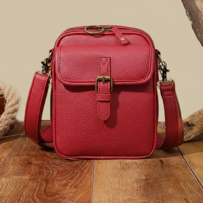 DAYGUARD – Compact crossbody with secure zippers and ample space