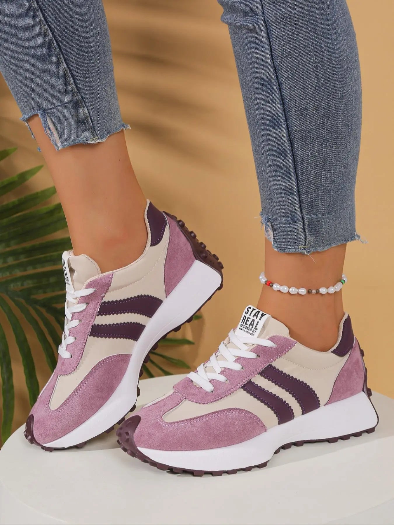 Women's Trainers – Round Toe, Platform, Lace-Up