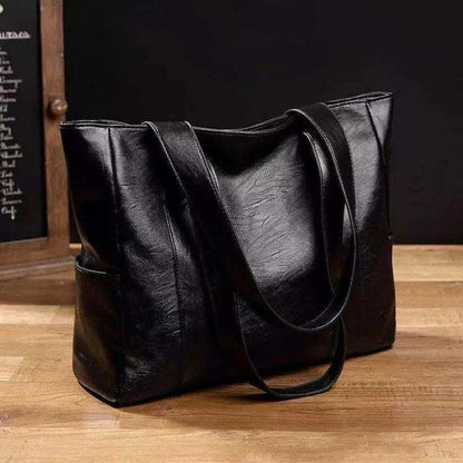 Elegant Leather Shoulder Bag with Retro Style and Smooth Surface