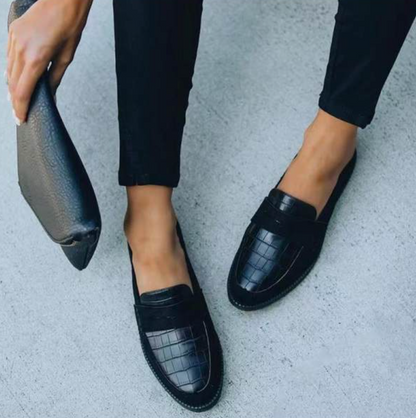 Elegant Round Toe Loafers for Everyday Use