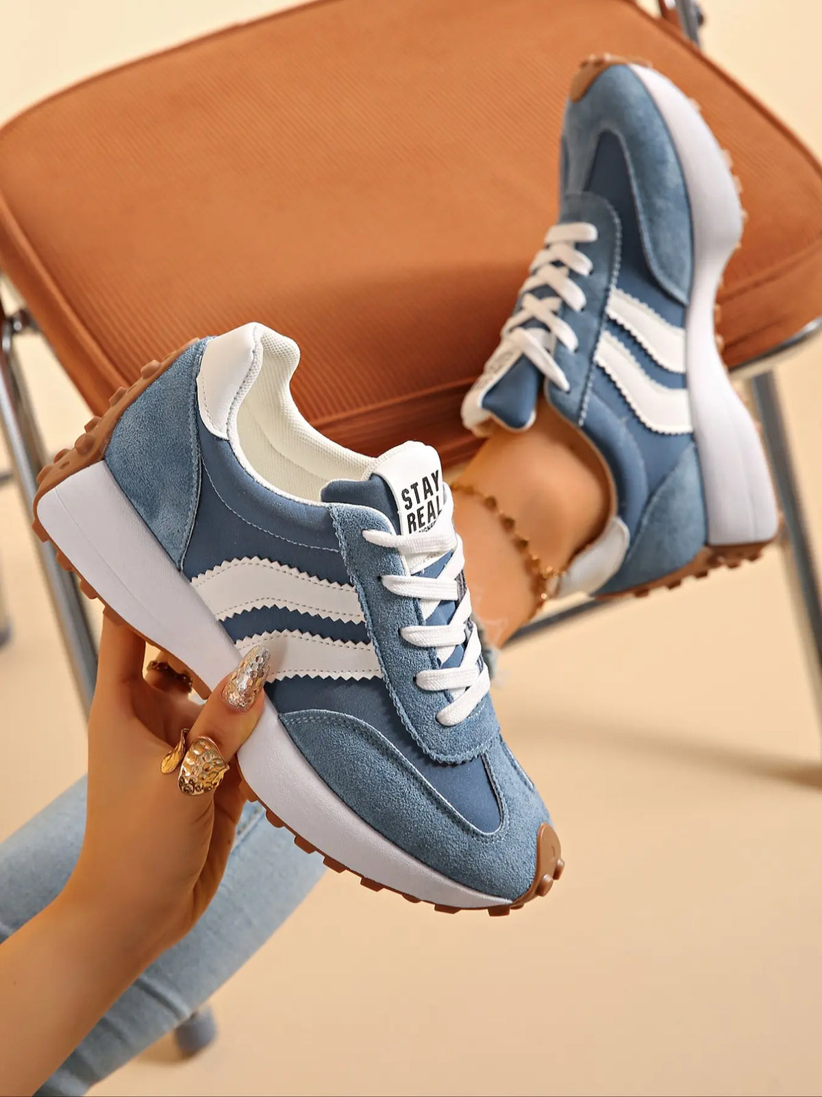 Women's Trainers – Round Toe, Platform, Lace-Up