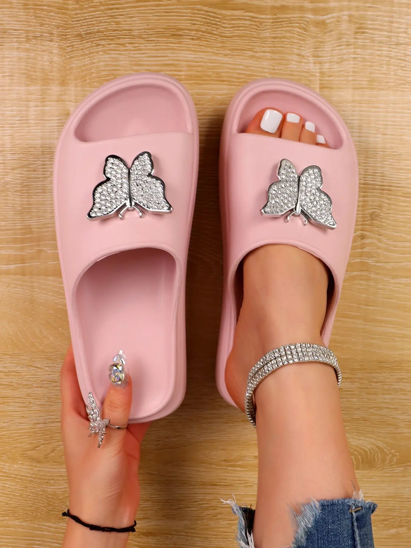 Women's Butterfly Print Cartoon Print Flip Flops – Open Toe, Chunky Sole, Lightweight