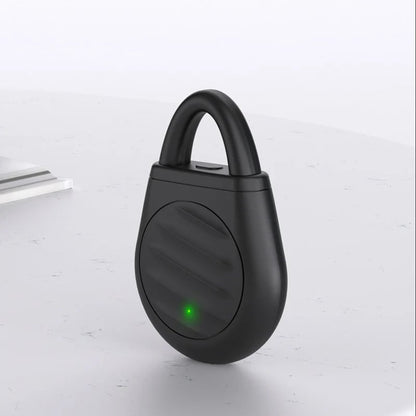 Limited time offer Buy 3 get 2 free！No more trouble from birds, beasts and locusts！Portable Ultrasonic Bird Repellent Keychain