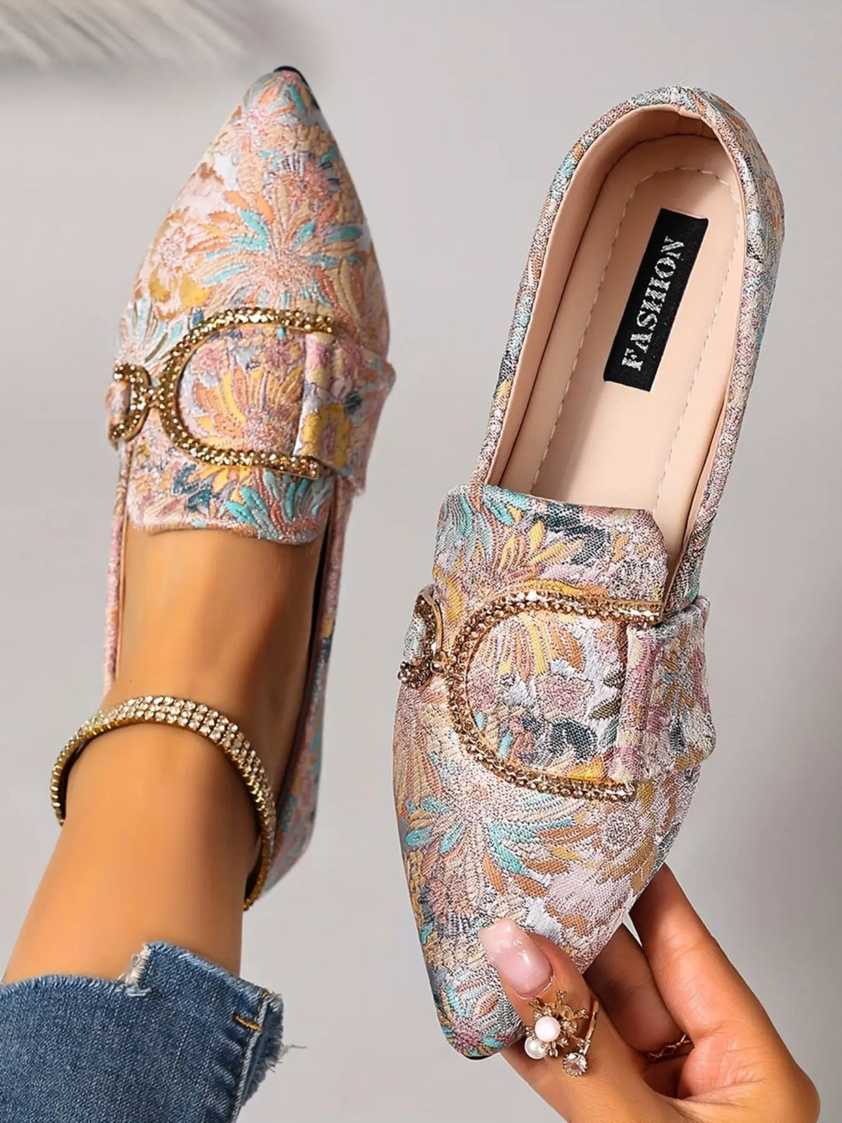 Women's Embroidered Flats – Breathable