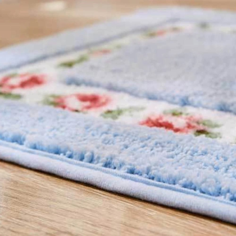 Oval Bath Mat with Plush Floral Design