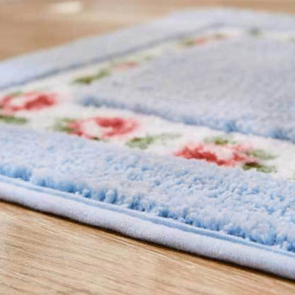 Oval Bath Mat with Plush Floral Design