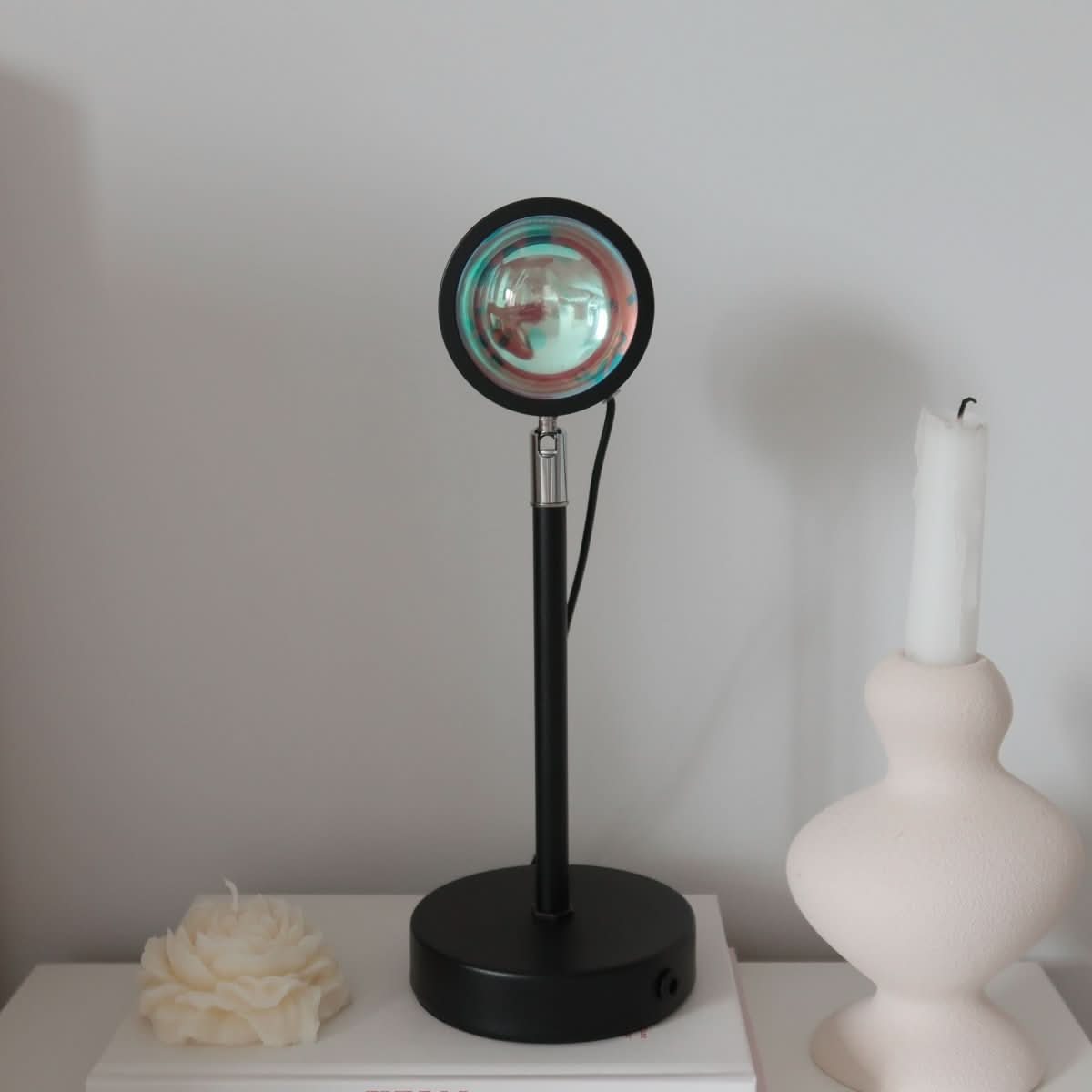Sunset projector light for cozy ambiance