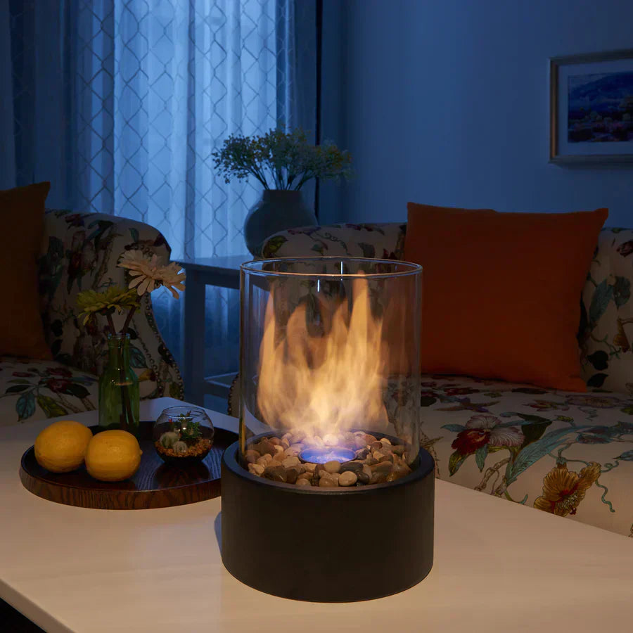 Elegant portable fireplace: warmth without smell