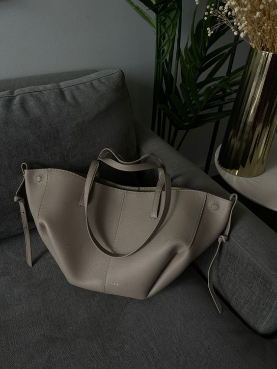 Large Format Tote Bag for Women with 2 Handles + Removable Shoulder Strap