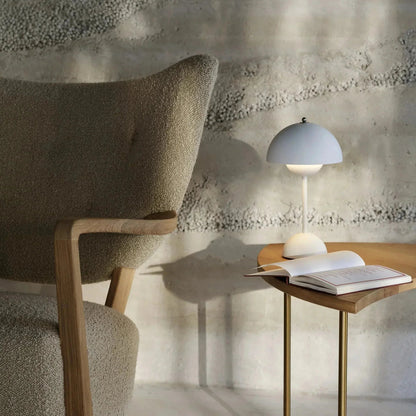LunarGlow - LED Table Lamp for an Ambient Interior