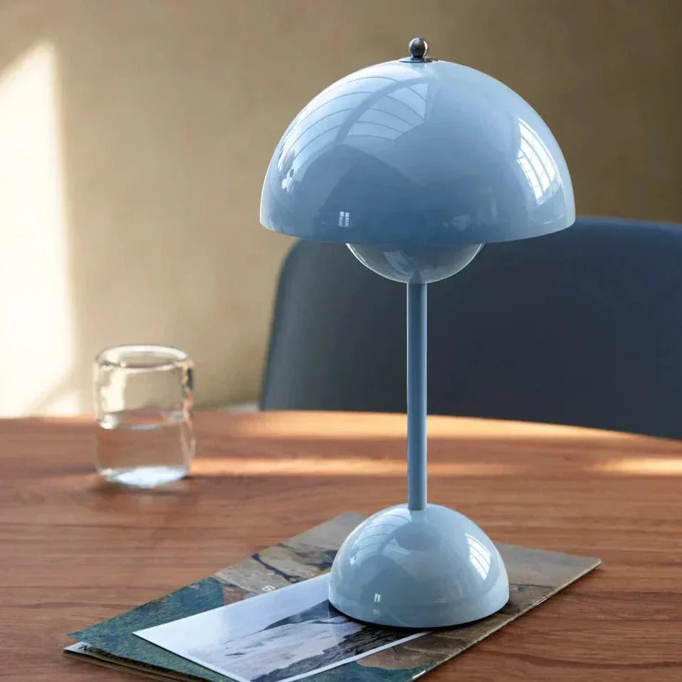 LunarGlow - LED Table Lamp for an Ambient Interior