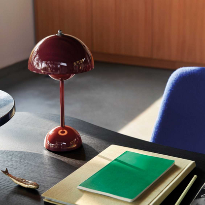 LunarGlow - LED Table Lamp for an Ambient Interior