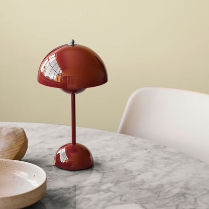 LunarGlow - LED Table Lamp for an Ambient Interior