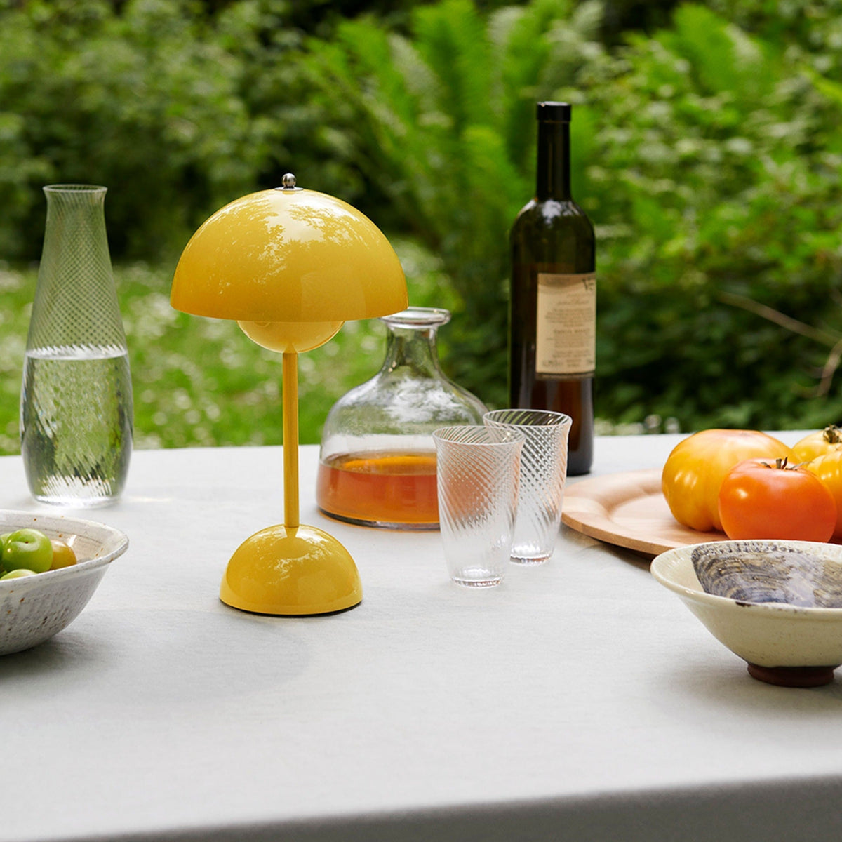 LunarGlow - LED Table Lamp for an Ambient Interior