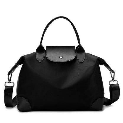 LuxeCarry Tote: Chic & Practical Shoulder Bag