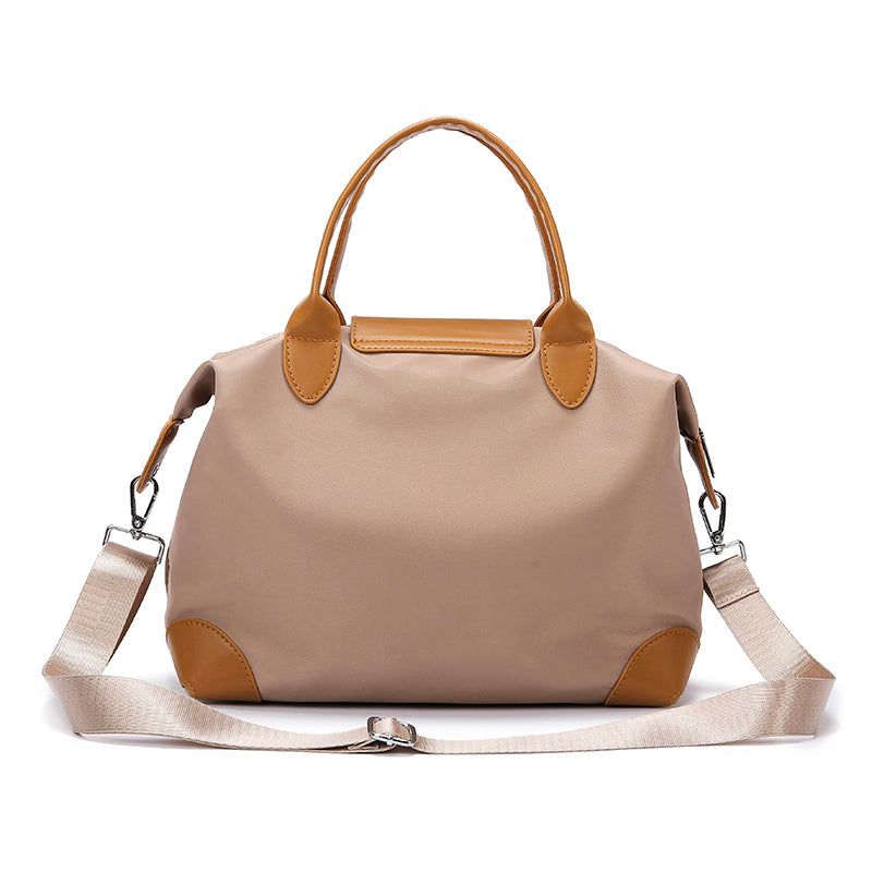 LuxeCarry Tote: Chic & Practical Shoulder Bag