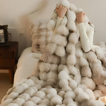 Soft, transportable throw blanket - Cozy comfort anywhere