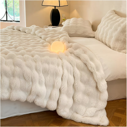 Soft, transportable throw blanket - Cozy comfort anywhere