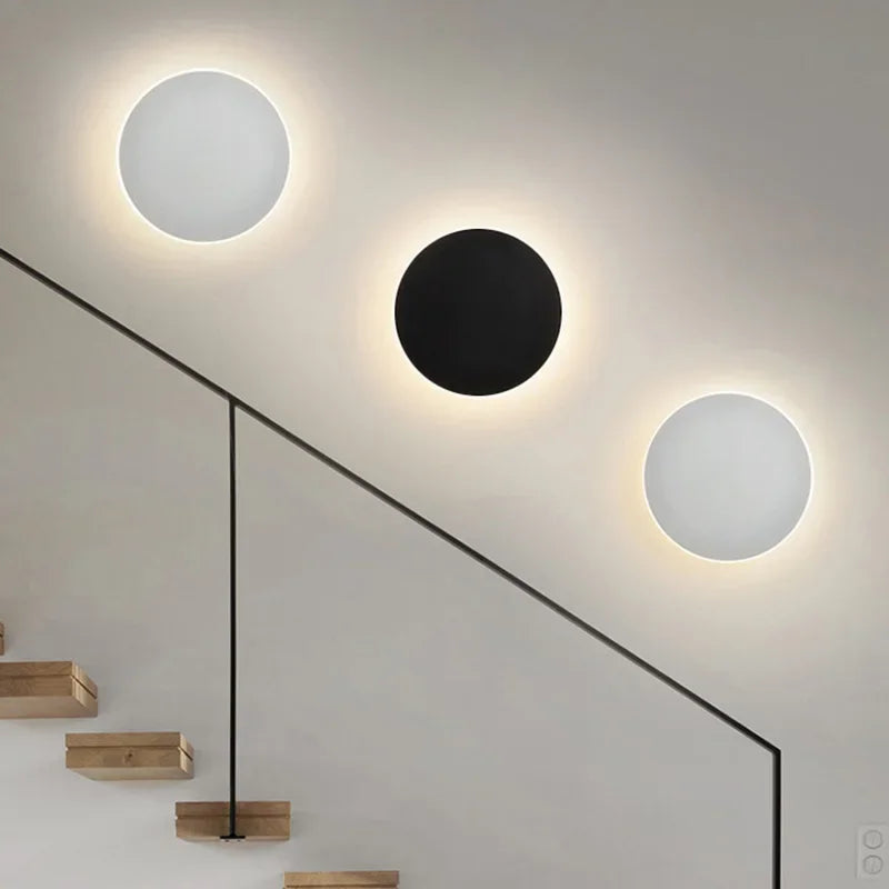 Modern Round LED Wall Lamp with Glossy Effect