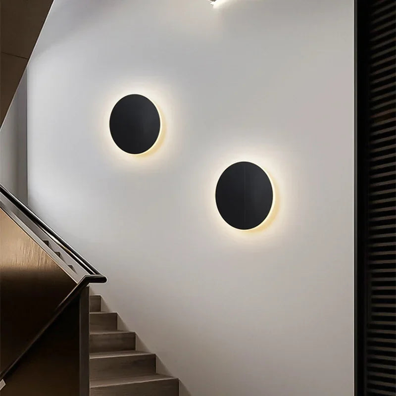 Modern Round LED Wall Lamp with Glossy Effect