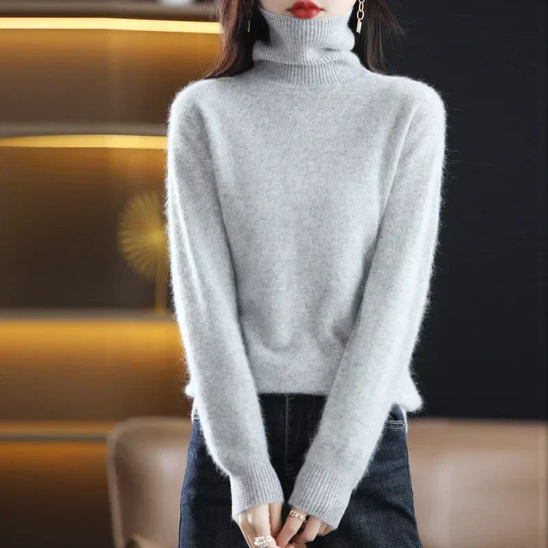 Nyorelle Turtleneck Sweater - Pure Cashmere Warmth